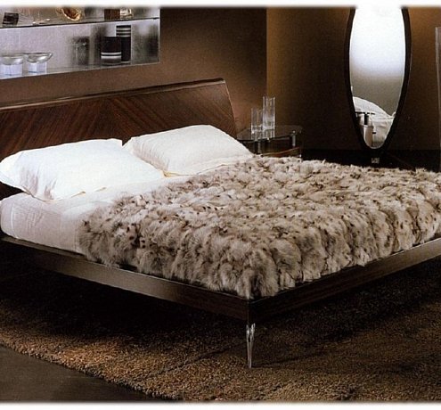 Vanity кровать